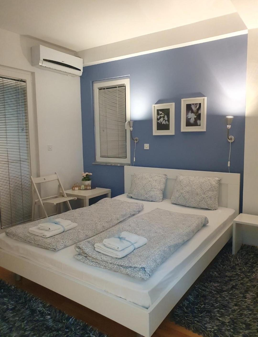 אוהריד Apartments Nela מראה חיצוני תמונה